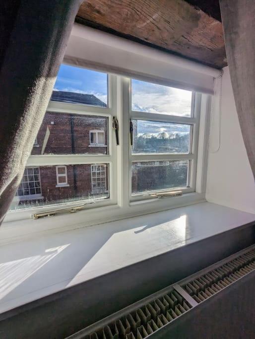 Zeppelin House - Riverside 18Th Century Townhouse Villa Bewdley Kültér fotó